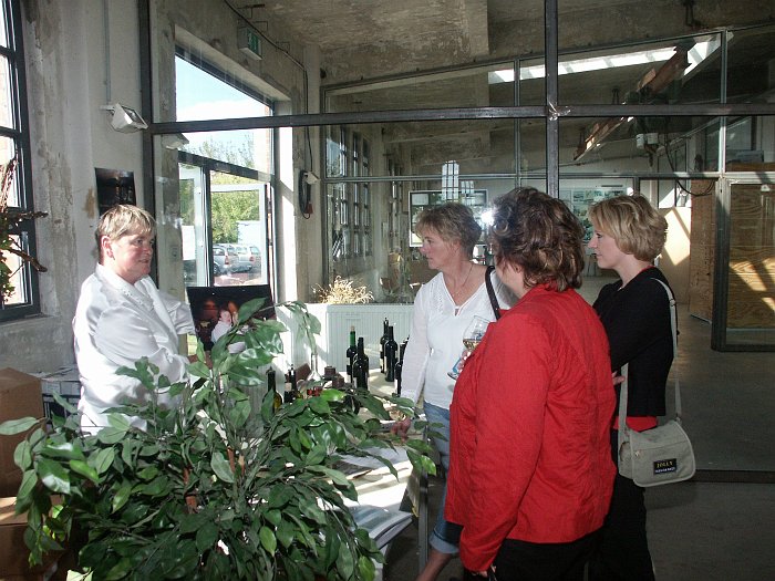 Click for next image