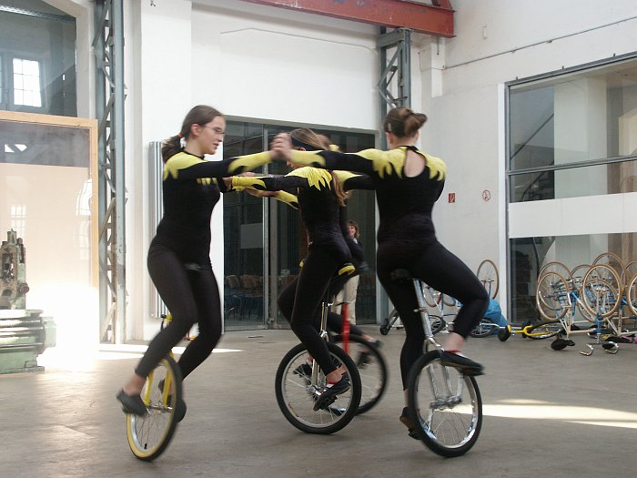 Click for next image