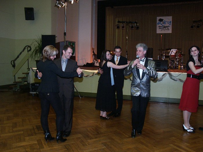 Click for next image